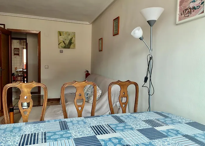 شقة La Terraza Del Naranco - 3 , Parking Y Wifi Free اوفيدو